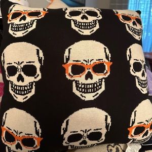 Skeleton with glasses pillow